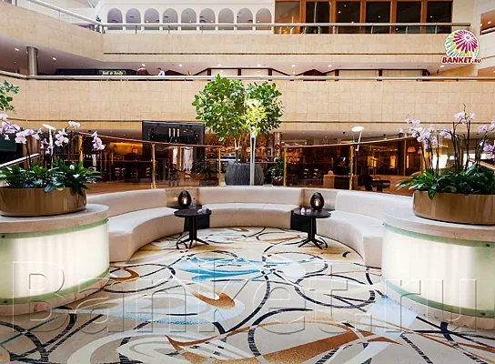 Центр Международной Торговли, Атриум Crowne Plaza Moscow — фото