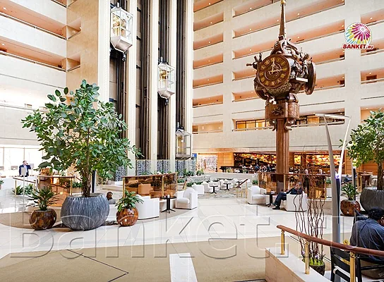 Центр Международной Торговли, Атриум Crowne Plaza Moscow — фото