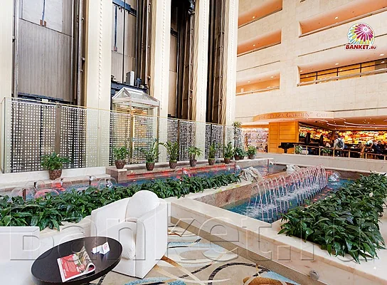 Центр Международной Торговли, Атриум Crowne Plaza Moscow — фото