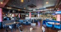 Основной зал