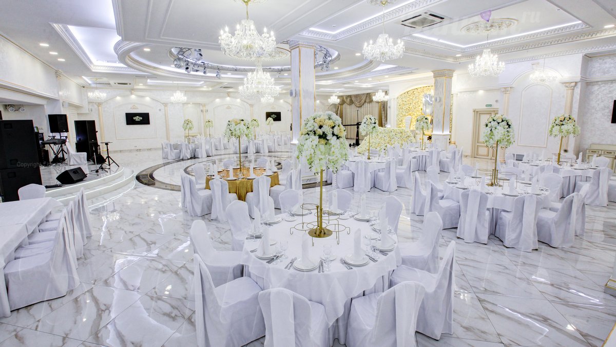 White Hall Банкетный зал - ресторан — Большой зал, фото банкетного зала