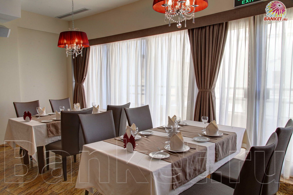Основной зал ресторана — фото 9
