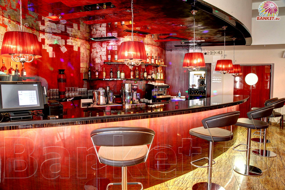 Основной зал ресторана — фото 10