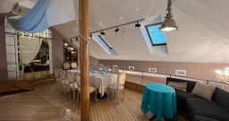 Зал Яхта — подробнее о зале