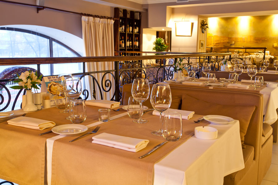 Кафе Де Марко на маяковской — Зал, фото банкетного зала