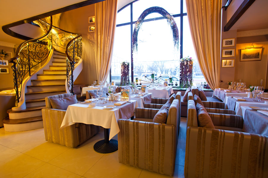 Зал — Кафе Де Марко на маяковской