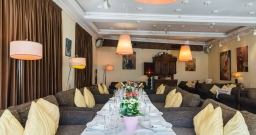 Малый зал — интерьер зала