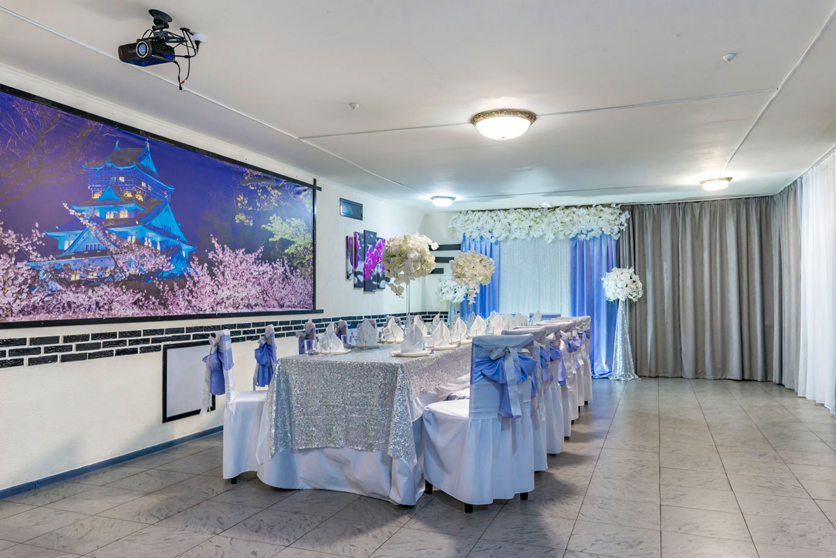 Малый зал — Планета Льда