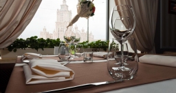 Зал на втором этаже — подробнее о зале