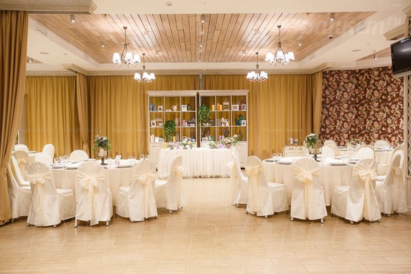 Логотип Буржуа кафе