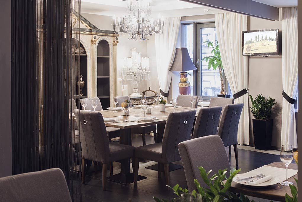 Зал на 1 этаже — Aromi La Bottega