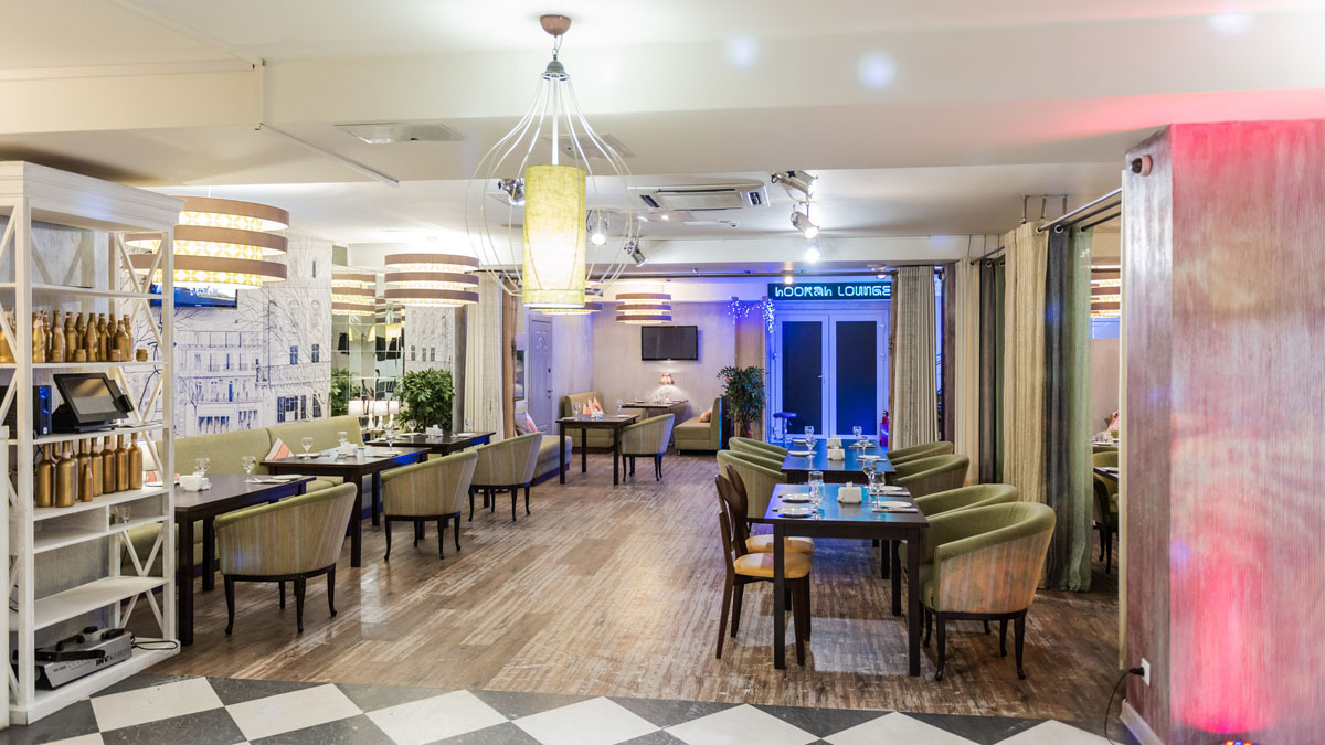 Основной зал — Mandarin