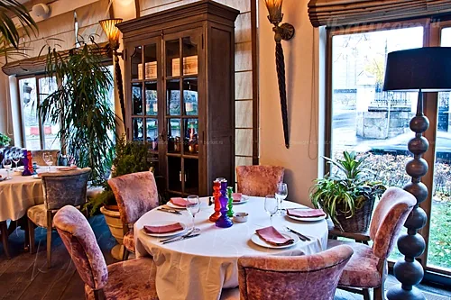 Основной зал — Modus Cafe / Модус Кафе, Москва