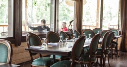 Ресторан Ресторан — интерьер зала