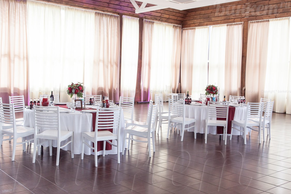 Банкетный зал  — Рыболовная Усадьба Остров