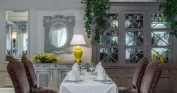 Большой парадный зал — подробнее о зале