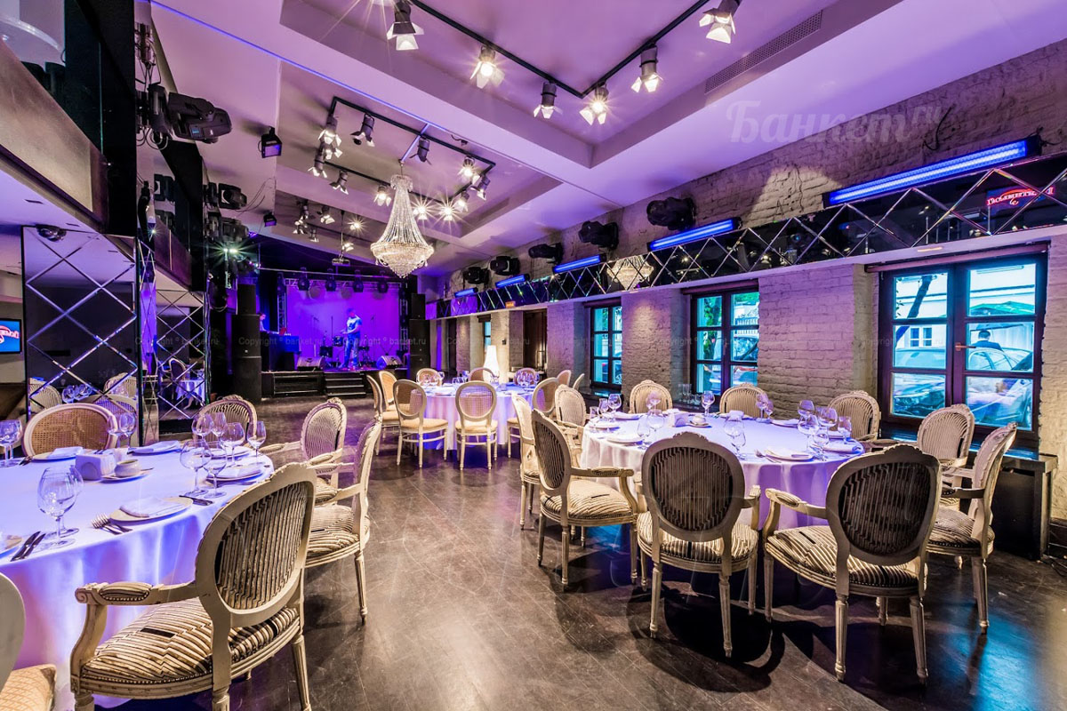 Зеркальный  банкетный зал — банкетный зал Ресторан русской кухни Гусятникоff