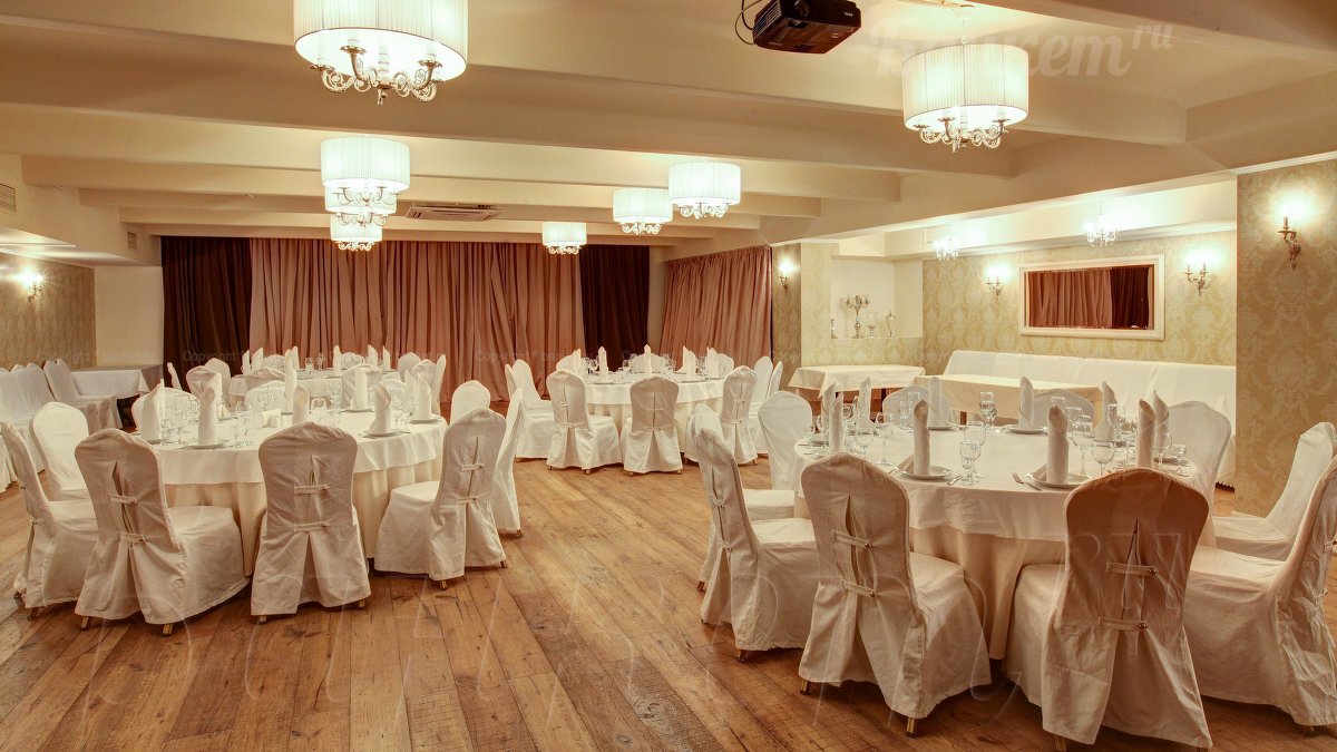 Банкетный зал NORD — Beef & Beer  (Бииф энд Биир)