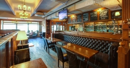 Основной зал — интерьер зала