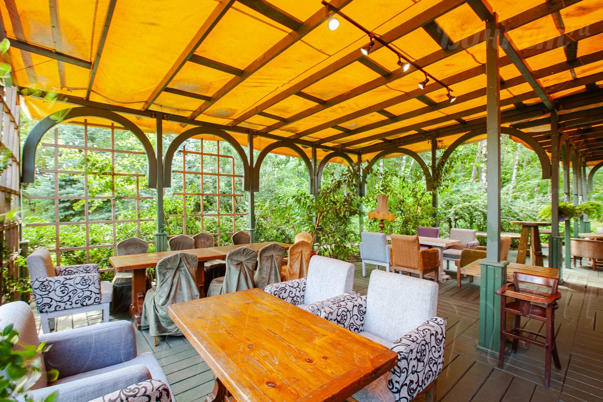 Летняя терраса — Кафе Библиотека