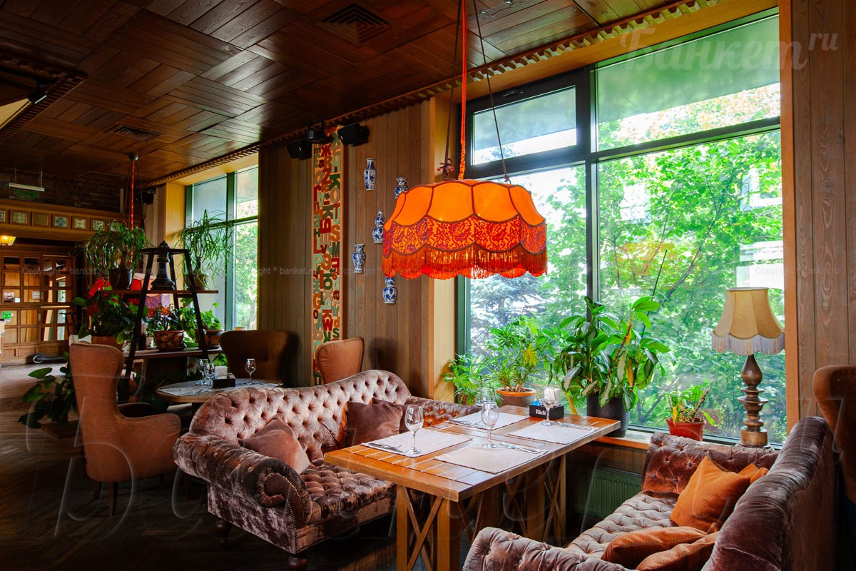 Основной зал (Два этажа) — Кафе Библиотека