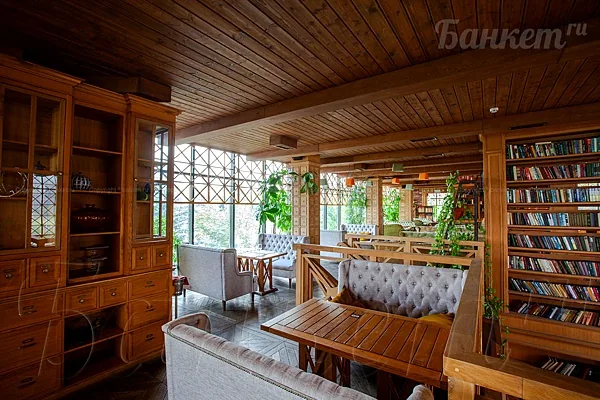 Кафе Библиотека, Основной зал (Два этажа) — фото