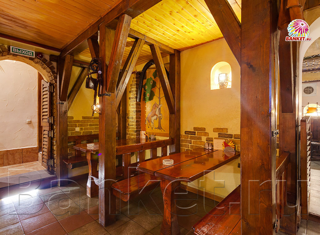 Бар — Таверна Сивый Мерин