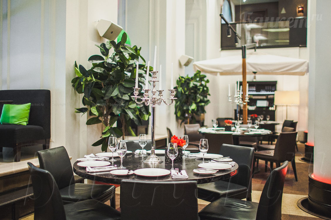 Основной зал — Tatler Club