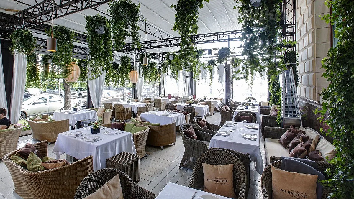 Веранда — банкетный зал Tatler Club, фото