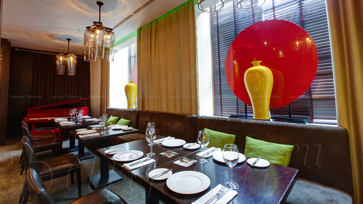 Малый зал — Tatler Club