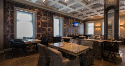 Малый зал Малый зал — интерьер зала