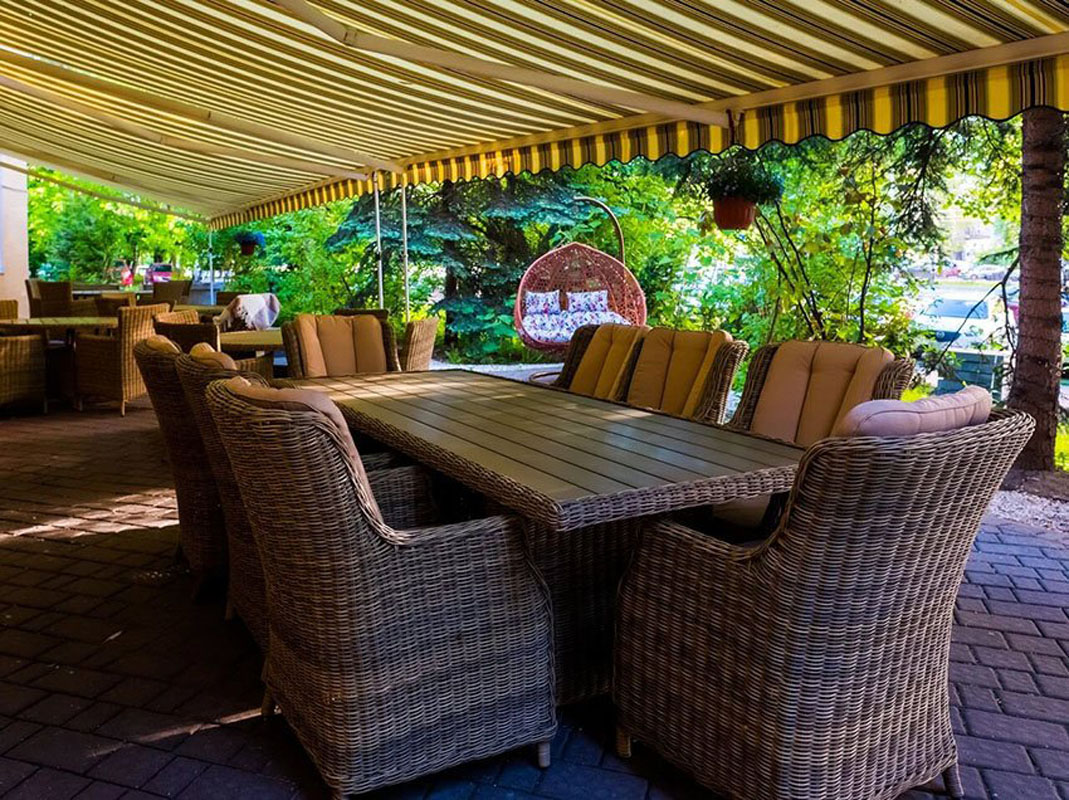 Веранда — банкетный зал Русское Подворье