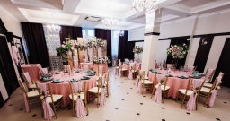 Большой зал Большой зал — интерьер зала