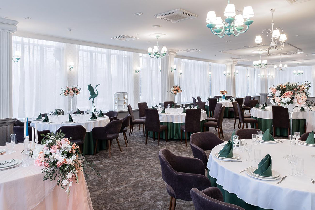 Семейное кафе АндерСон Семеновская — Тиффани, фото банкетного зала