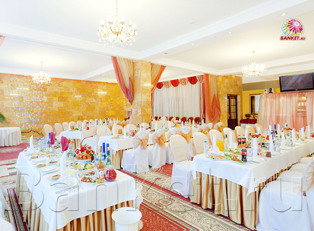 Большой зал (бордо) — Ресторан ГОК Тропарево