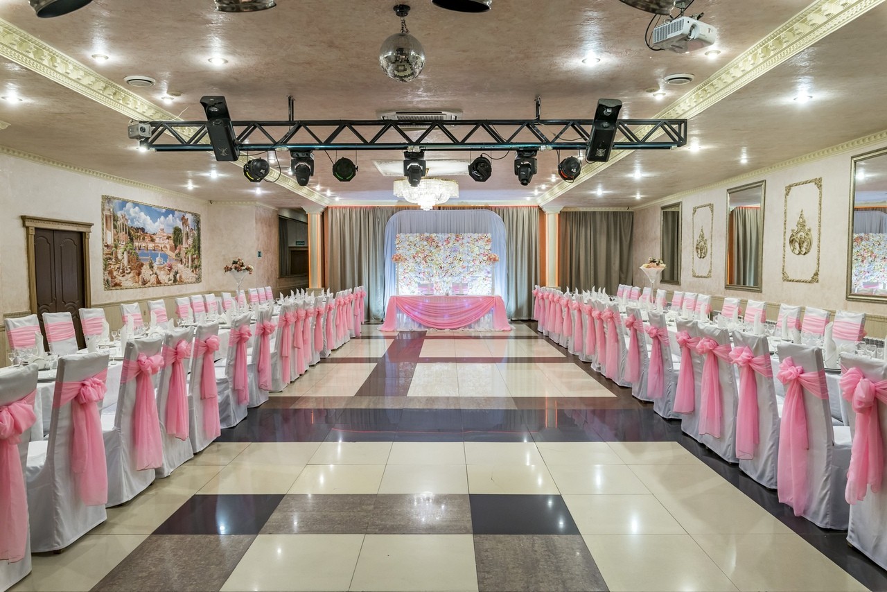 Версаль — Ресторан Авиньон / Avignone