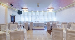 Версаль и Шампань — интерьер зала