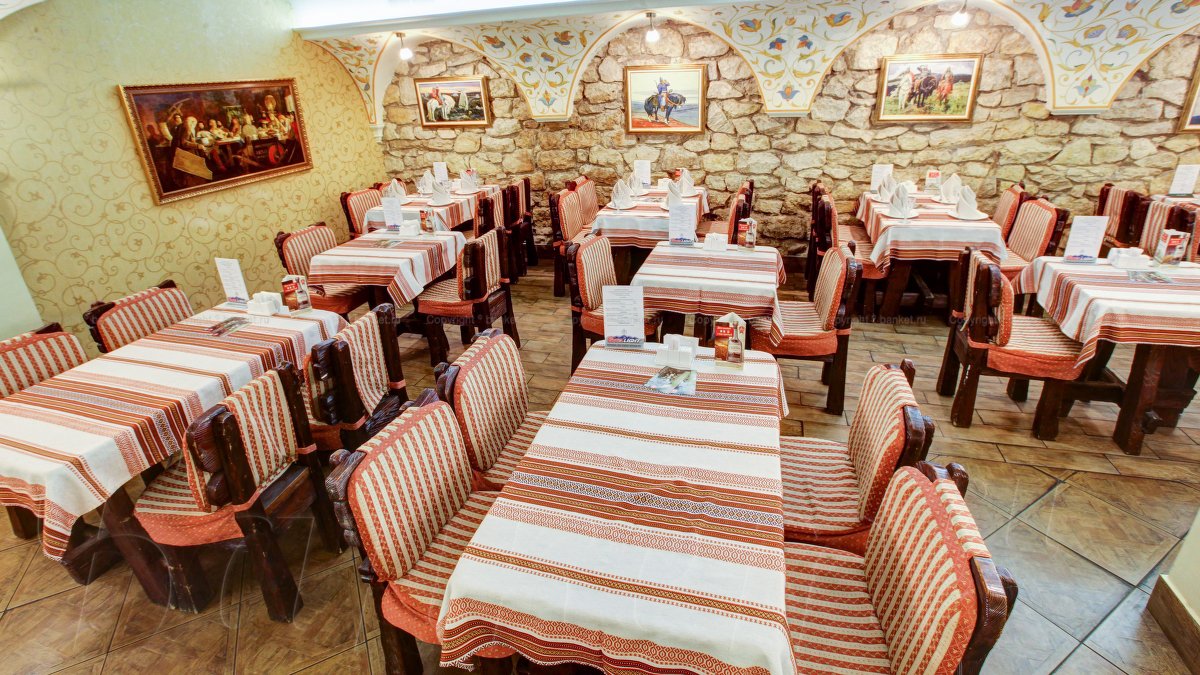 Русский ресторан Добрыня — Трапезный зал, фото банкетного зала