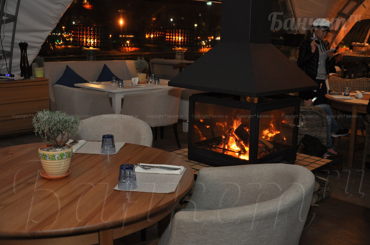 Основной зал — Парус кафе