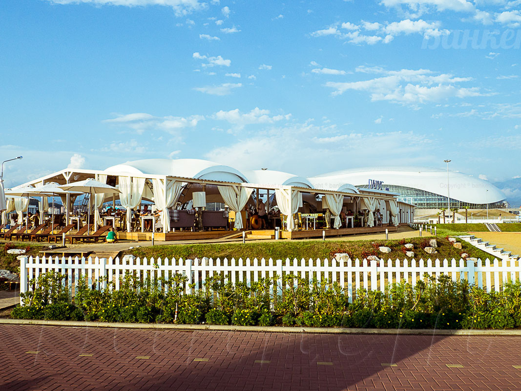 Летние перголы — Парус кафе