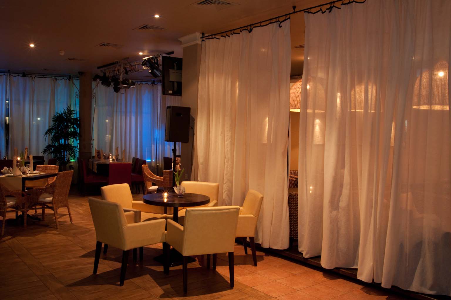 Основной — Гаврош