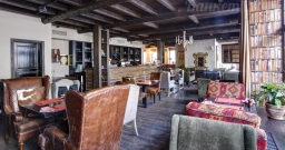 Каминный зал — подробнее о зале