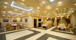 Основной зал — интерьер зала