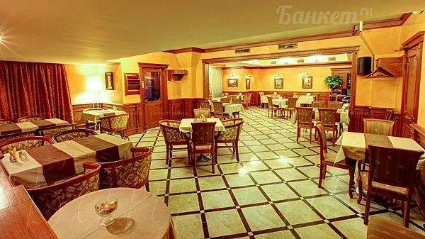 Основной зал — Кафе Лимон, Москва