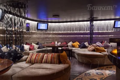 Караоке — Emporio Cafe 