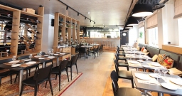 Основной зал