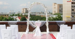 Веранда на крыше — интерьер зала