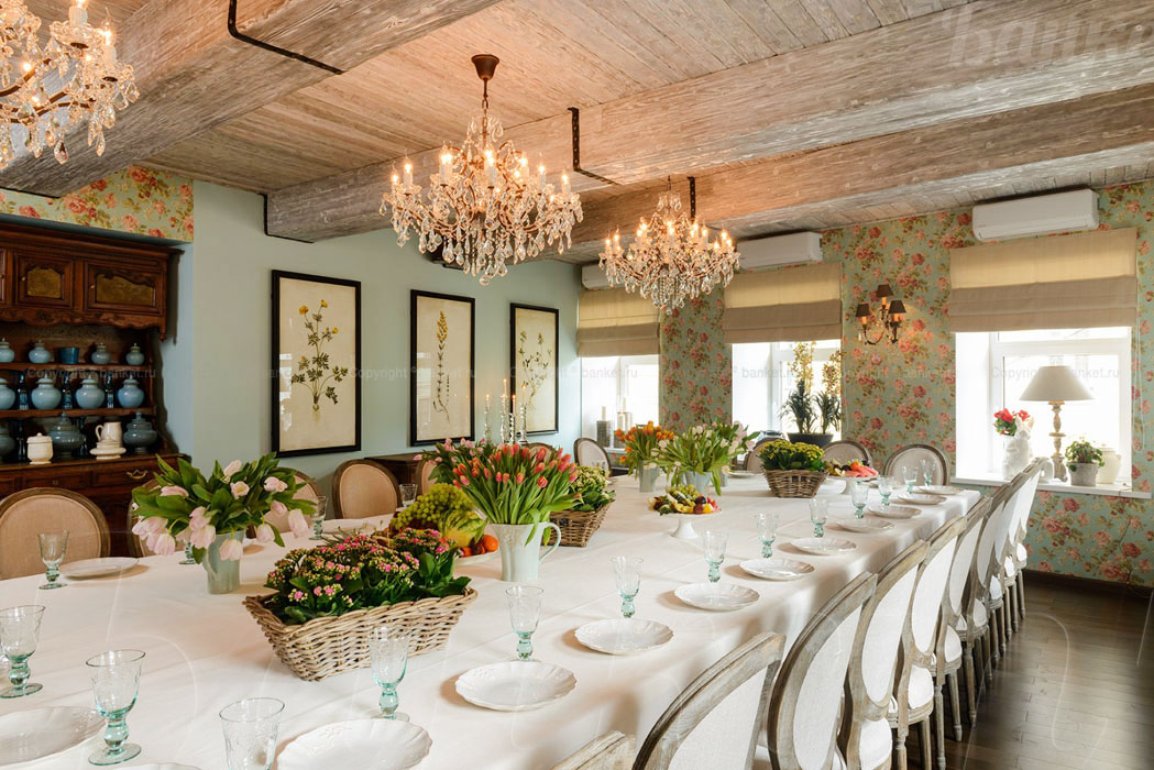 Большой зал — Лук кафе / Look cafe