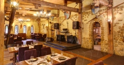 Рыцарский зал — подробнее о зале