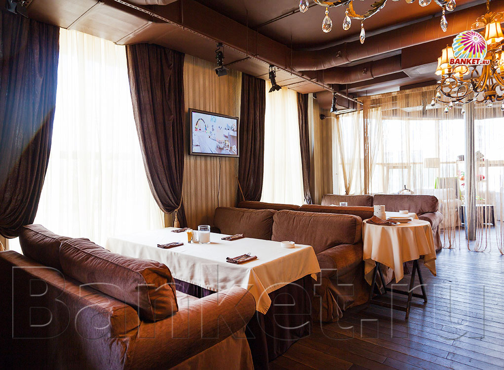 Большой зал — Мистер Хинкали